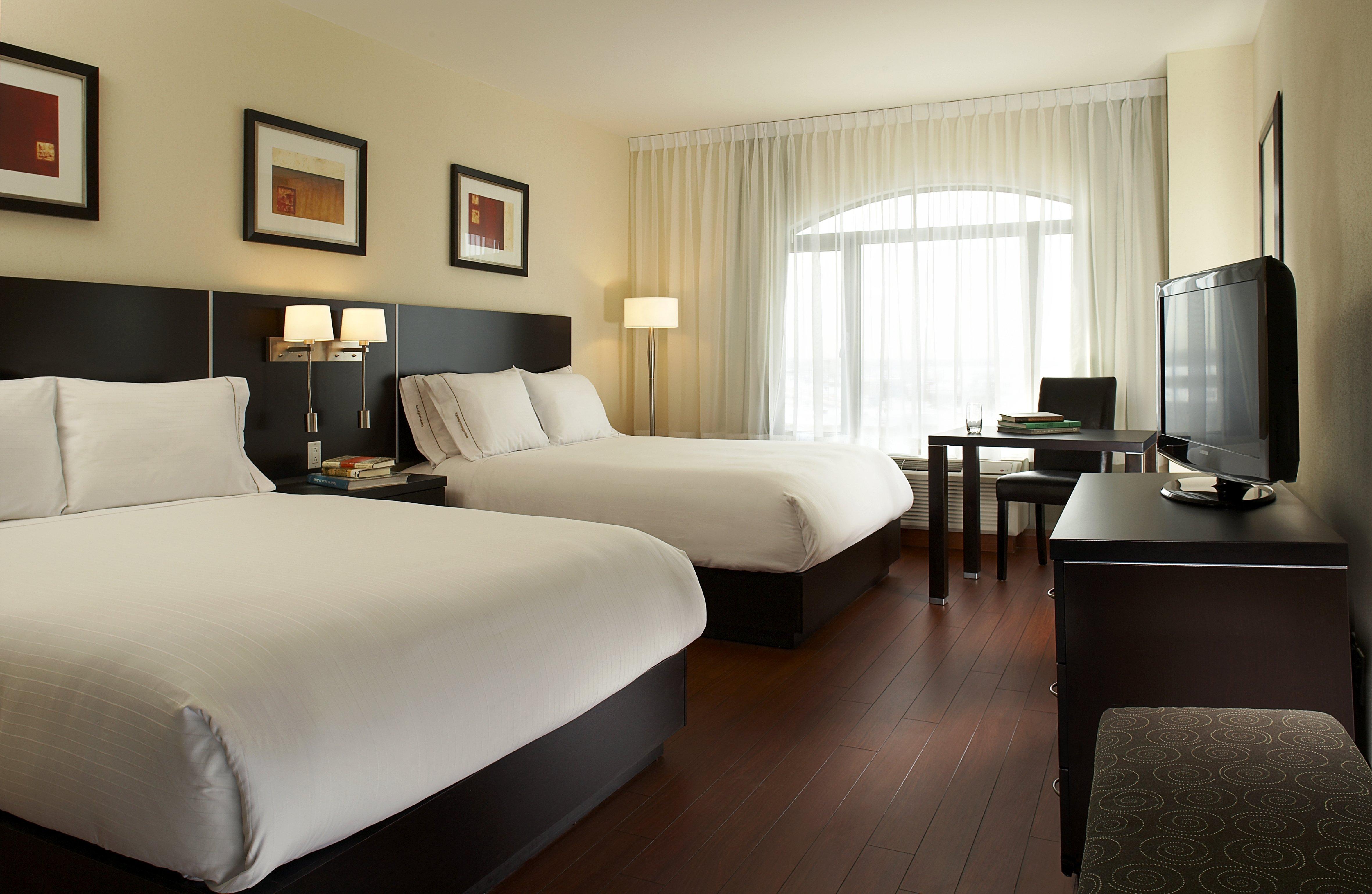 Holiday Inn & Suites Montreal Airport By Ihg Dorval Exterior foto