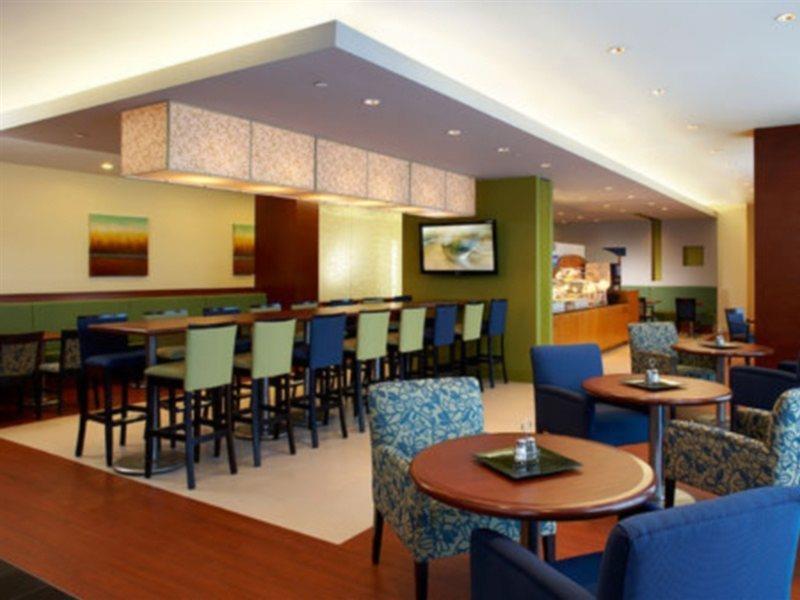 Holiday Inn & Suites Montreal Airport By Ihg Dorval Exterior foto
