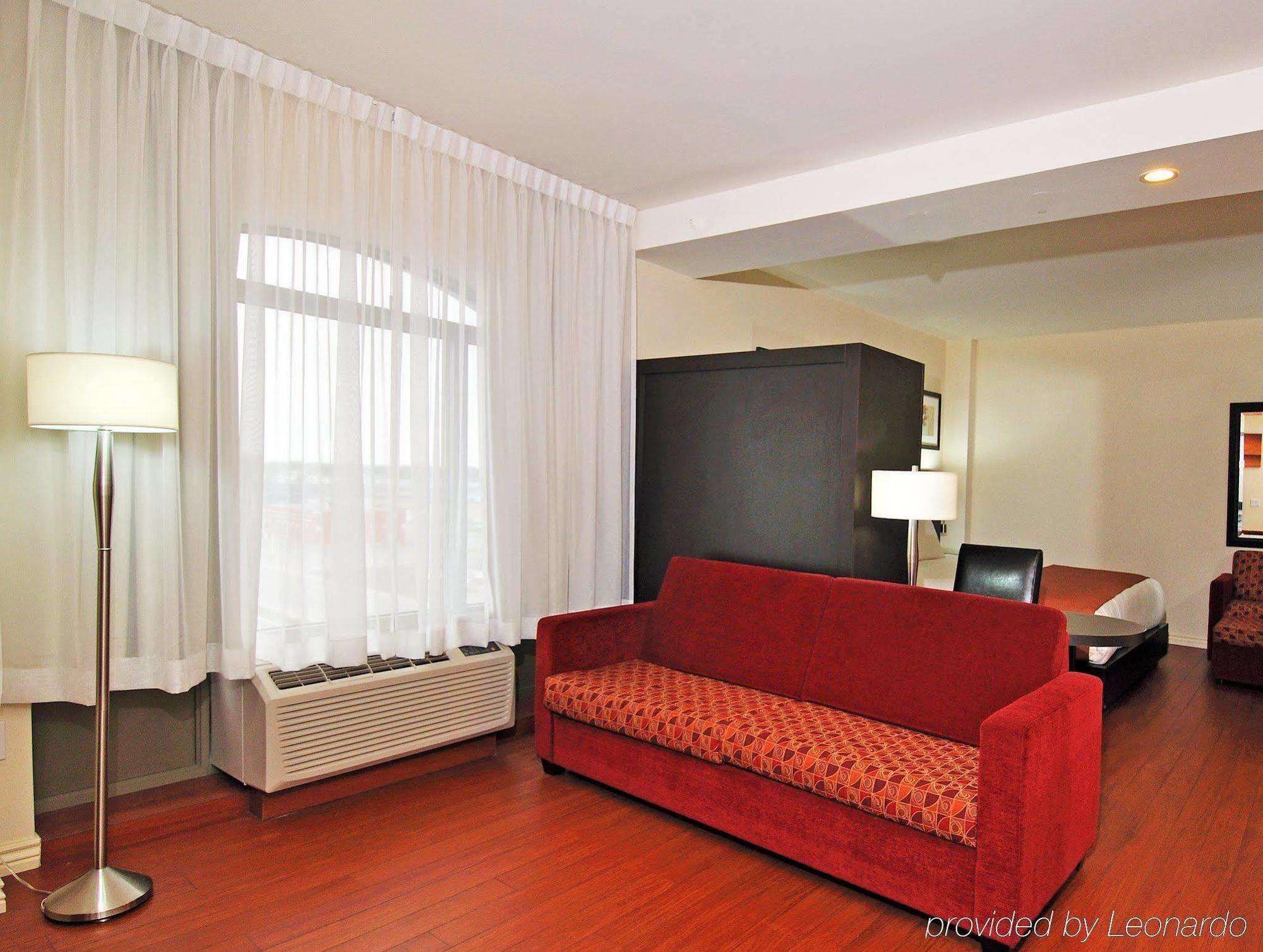 Holiday Inn & Suites Montreal Airport By Ihg Dorval Zimmer foto